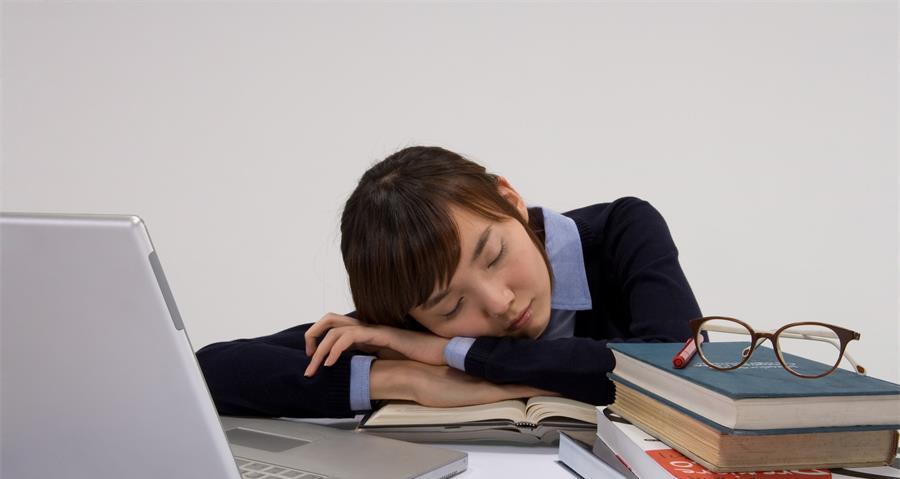午睡的好处（充足睡眠是成功的关键）