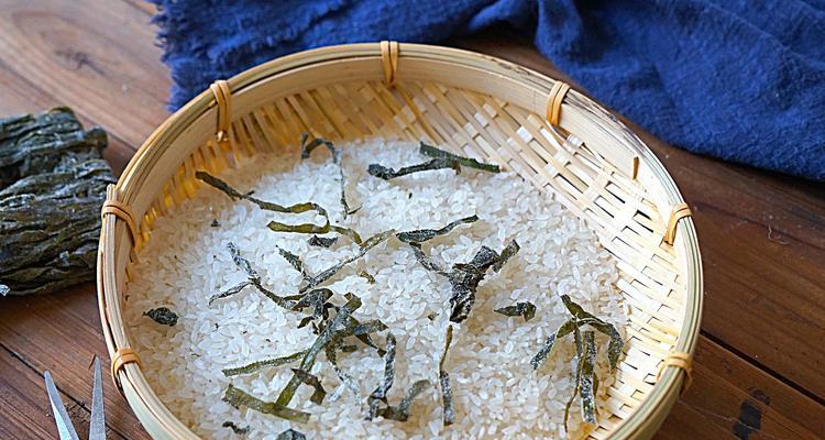 夏季大米滋生虫子的应对方法（有效防治大米虫害，保障家庭食品安全）