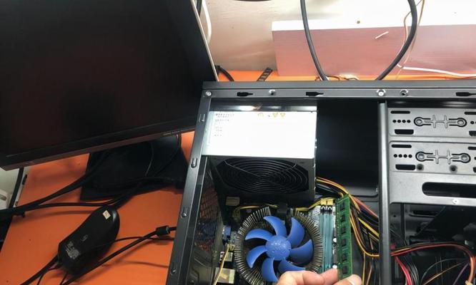 电脑启动困难，风扇持续旋转的原因分析与解决方法（解决电脑启动困难的实用指南）