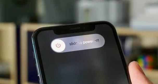 探究苹果手机的开机方法（多种便捷方式让你快速开启iPhone生活）