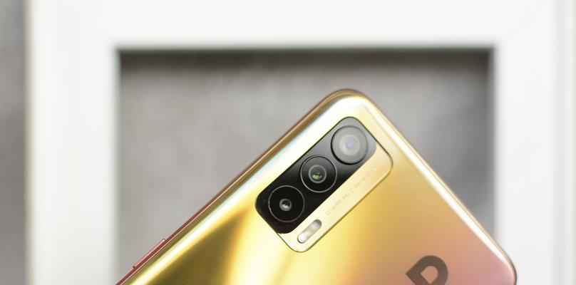 realme真我V15评测——青春活力的新选择（年轻人的全能利器，realme真我V15超越想象！）