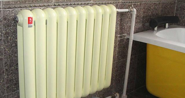 壁挂炉暖气管弯曲问题解决方法（如何处理壁挂炉暖气管弯曲现象及应对技巧）