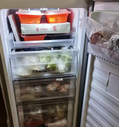 冰柜散热解决方法（有效解决冰柜散热问题的实用技巧）
