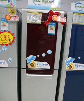 容声清洗冰箱的正确方法（保持冰箱清洁）