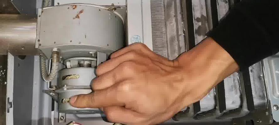 电壁挂炉水压故障的解决方法（如何识别和修复电壁挂炉水压故障）