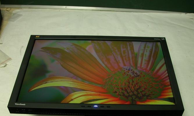 如何修复受潮的液晶显示器（保护电子设备）