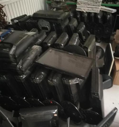如何修理翻新显示器（详细教你修理和翻新显示器）