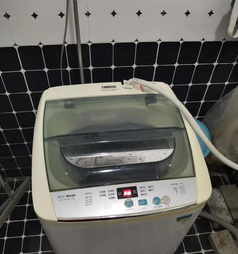 伊莱克斯洗衣机E11故障及维修处理方法（详解伊莱克斯洗衣机E11故障）
