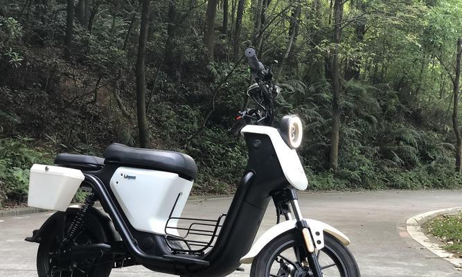 新款小牛充电器怎么样？小牛充电器的性能如何？
