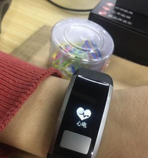 旺智达智能手环如何使用？
