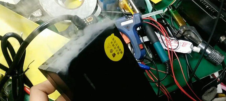 屏幕充电器频繁损坏的原因是什么？如何预防？