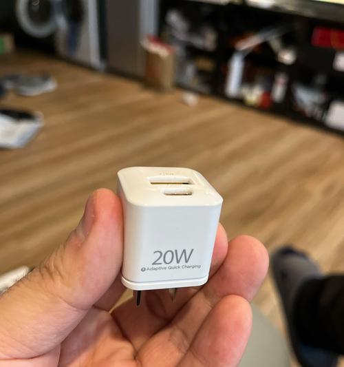 迷你袖珍超薄充电器使用方法是什么？有哪些注意事项？