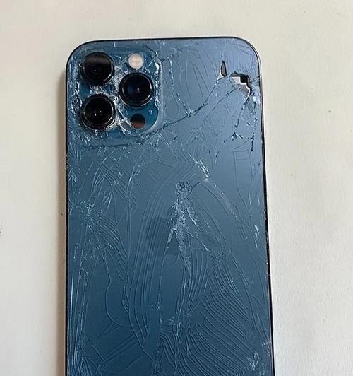 苹果手机前盖玻璃材质是什么？更换成本高吗？