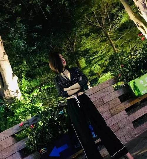 苹果手机安装钢圈充电器的正确方法是什么？钢圈充电器的好处有哪些？