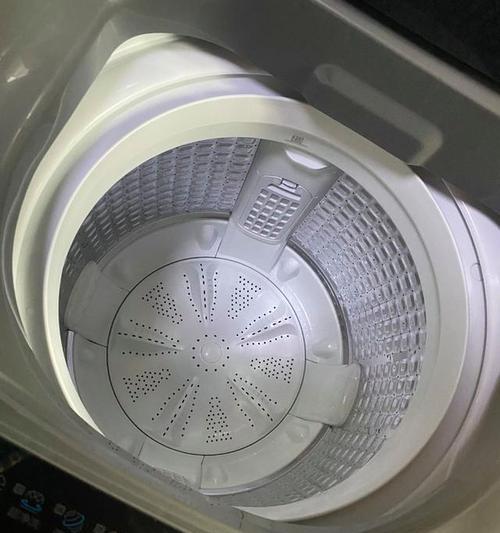 洗衣机里面的样品是什么材质？有何用途？