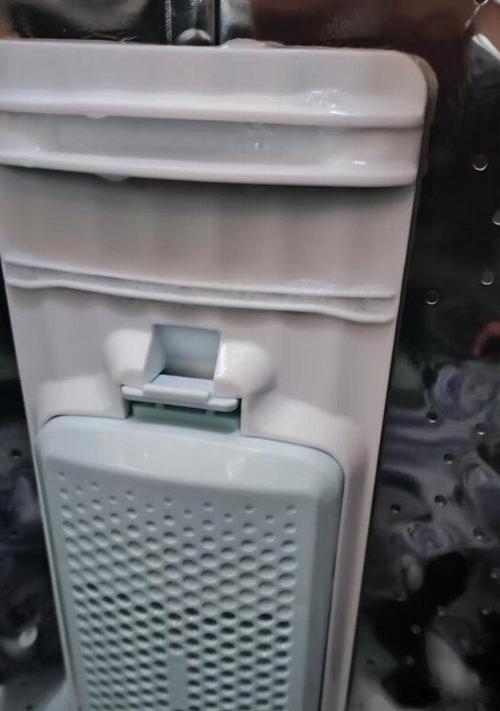 洗衣机里面的样品是什么材质？有何用途？
