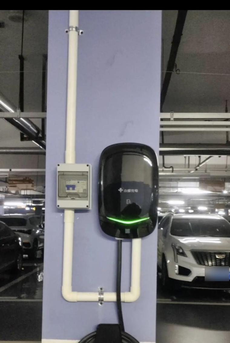 惠普涓流充电器怎么用？充电时需要注意什么？