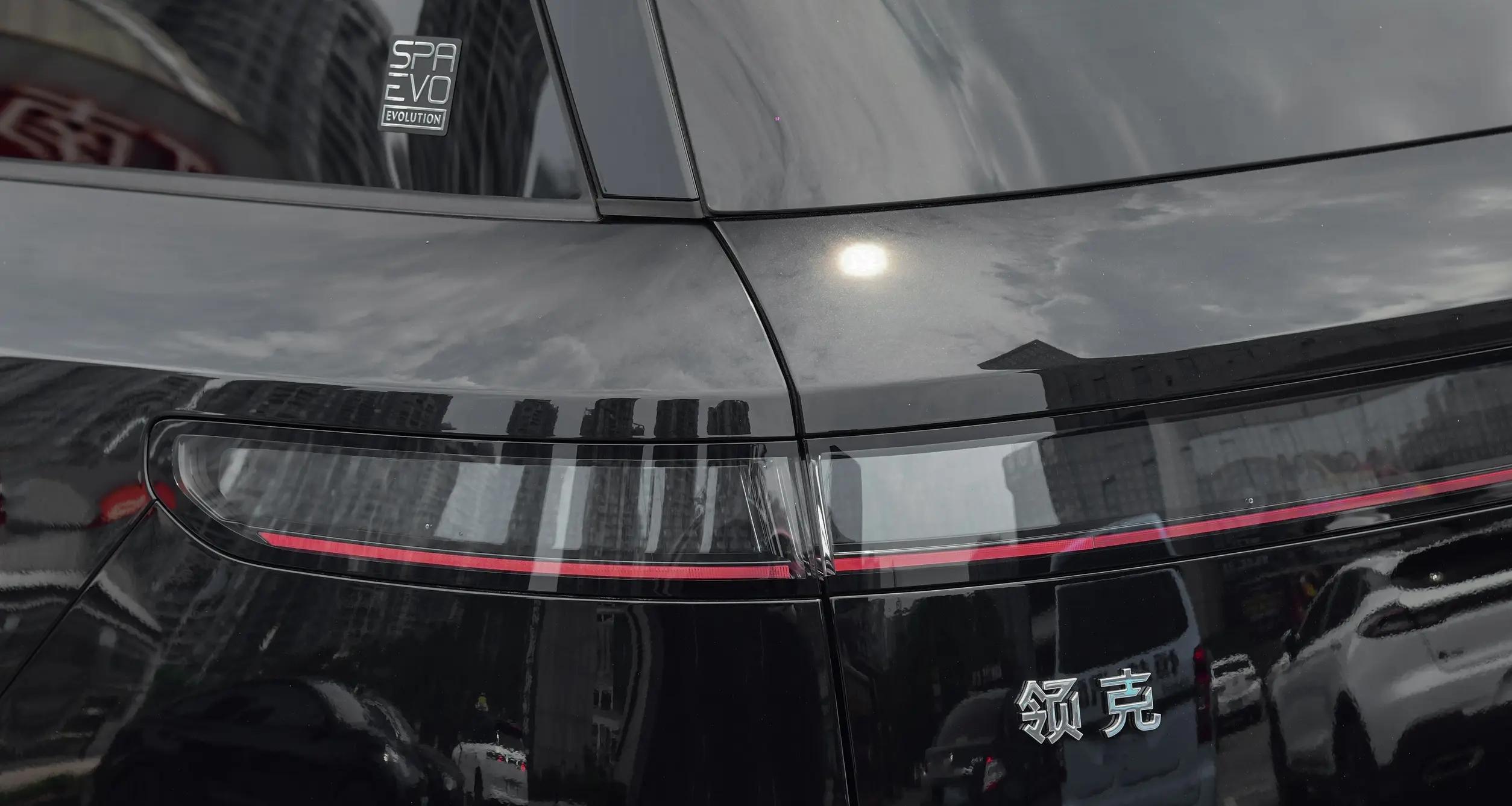吉利造了一辆“路虎揽胜”领克900！续航1443km，破百4.3s，关键价格很低
