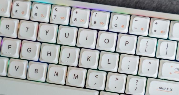 带飞机的键盘叫什么？这种键盘有何特别之处？