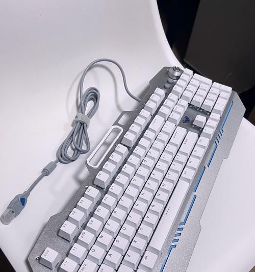 键盘下位灯光键是什么？它的作用和使用方法是什么？