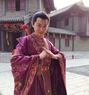 东平电视有哪些知名主持人？