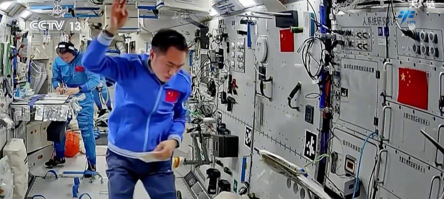 航天加工机器人种类有哪些？各自特点是什么？