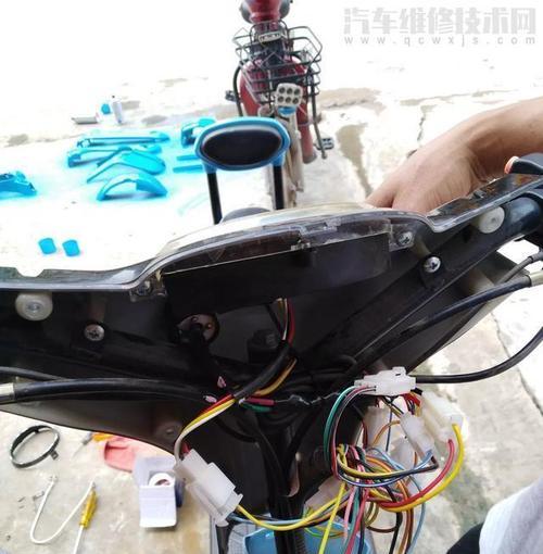 电瓶车外壳更换流程是怎样的？