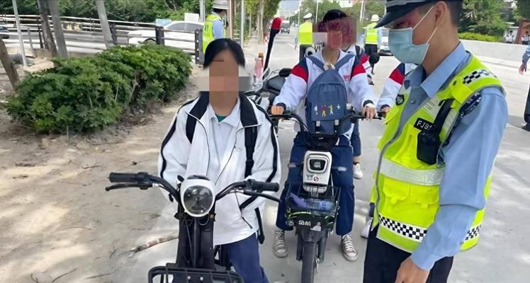 电瓶车撞人戏份的拍摄技巧是什么？