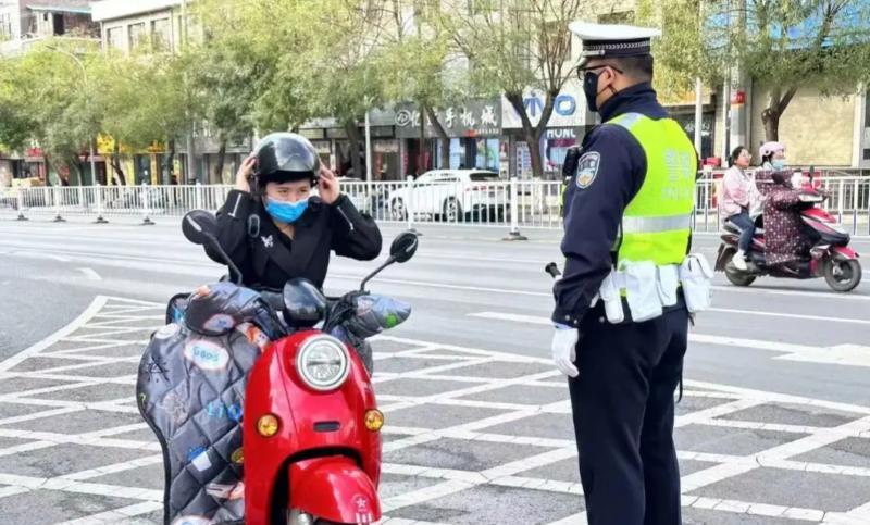 【西安车主笑了！电摩可以放心上路，但要注意这5点，违规将会处罚】图2