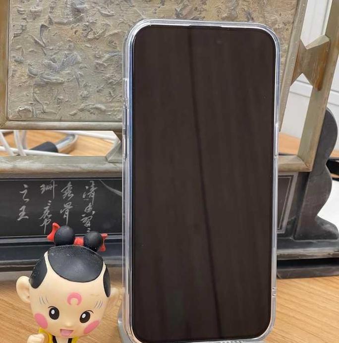 佳能库洛米相机贴膜的正确方法是什么？贴膜后效果如何？