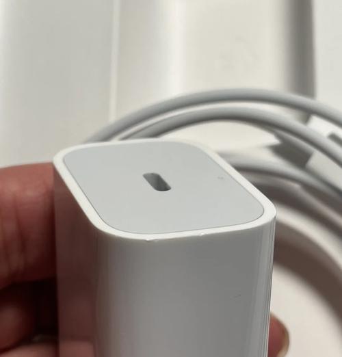 苹果XR快充功能实测全解析（从实际使用效果到充电器推荐）