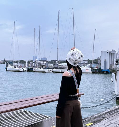 相机刺绣背带如何正确系法?有什么技巧?