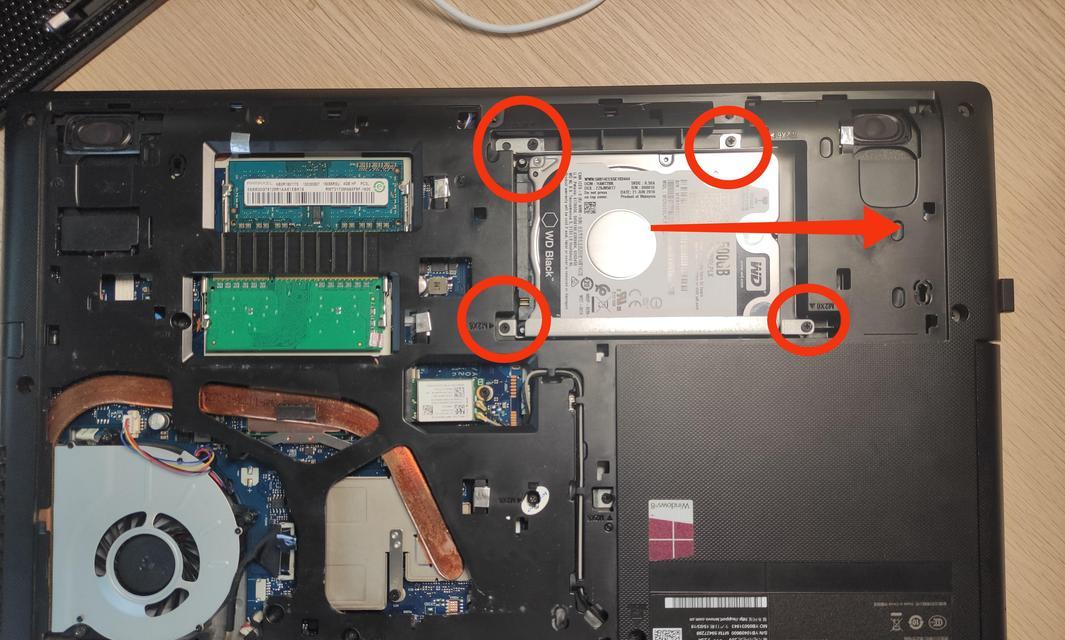 猛禽移动硬盘拆开方法是什么？拆开时需要注意什么？