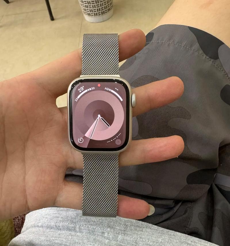 AppleWatchS8测评（功能升级、外观变化与使用体验）