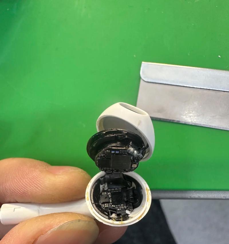 苹果耳机壳更换步骤是什么？