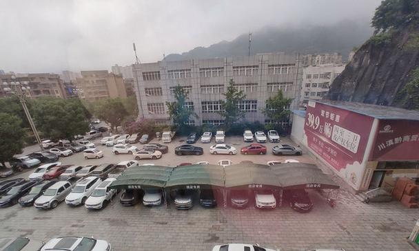 户外车位投影仪使用方法是什么？使用中常见问题如何解决？