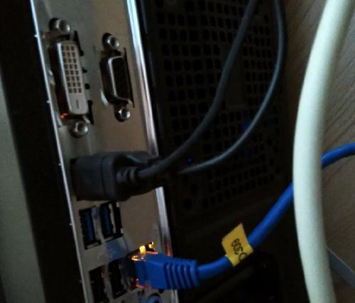 空调插台式电脑开机步骤是什么？